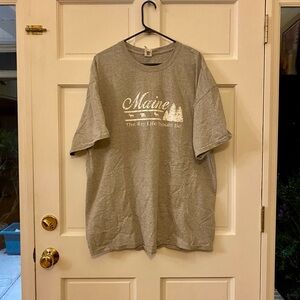 Gildan Gray Maine Graphic Tee